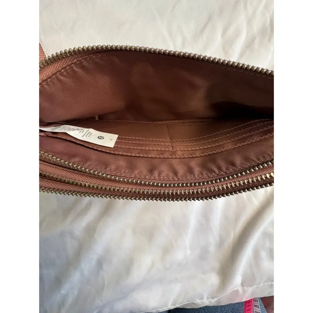 Lululemon Now and Always Pouch - Picture 12 of 15
